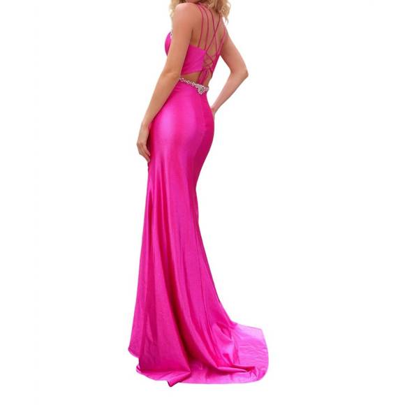 NEW NOX ANABEL fitted glitter satin sleeveless slit gown in fuchsia - Picture 2 of 3